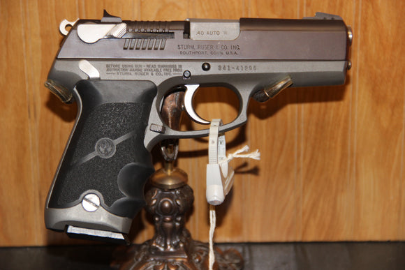 RUGER P94 .40 S&W