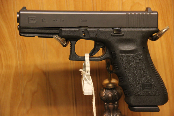 GLOCK G17 GEN 4 9MM BLACK