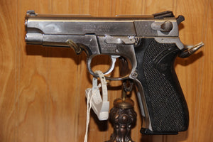 SMITH & WESSON MODEL 5906