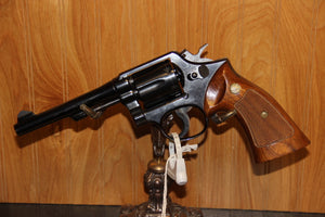 SMITH & WESSON MODEL 10-5