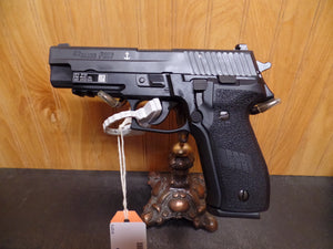 SIG SAUER P226